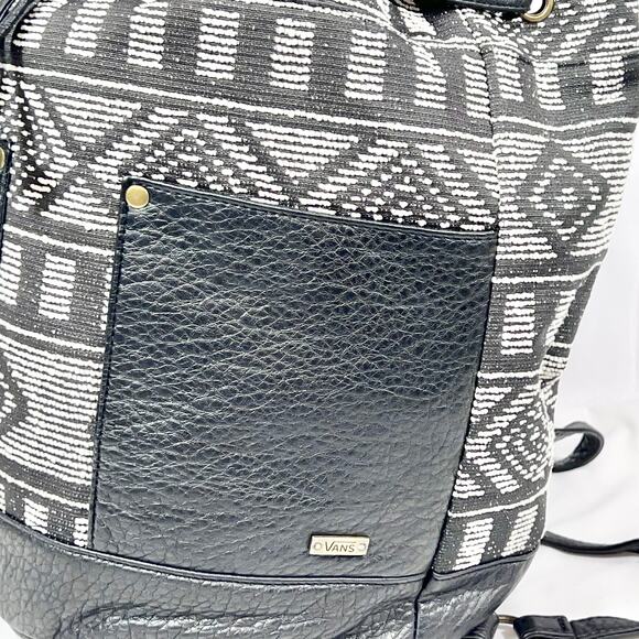 Vans Newsome Bucket Backpack Black Grey Aztec Tribal Print Faux Leather New - Picture 9 of 14